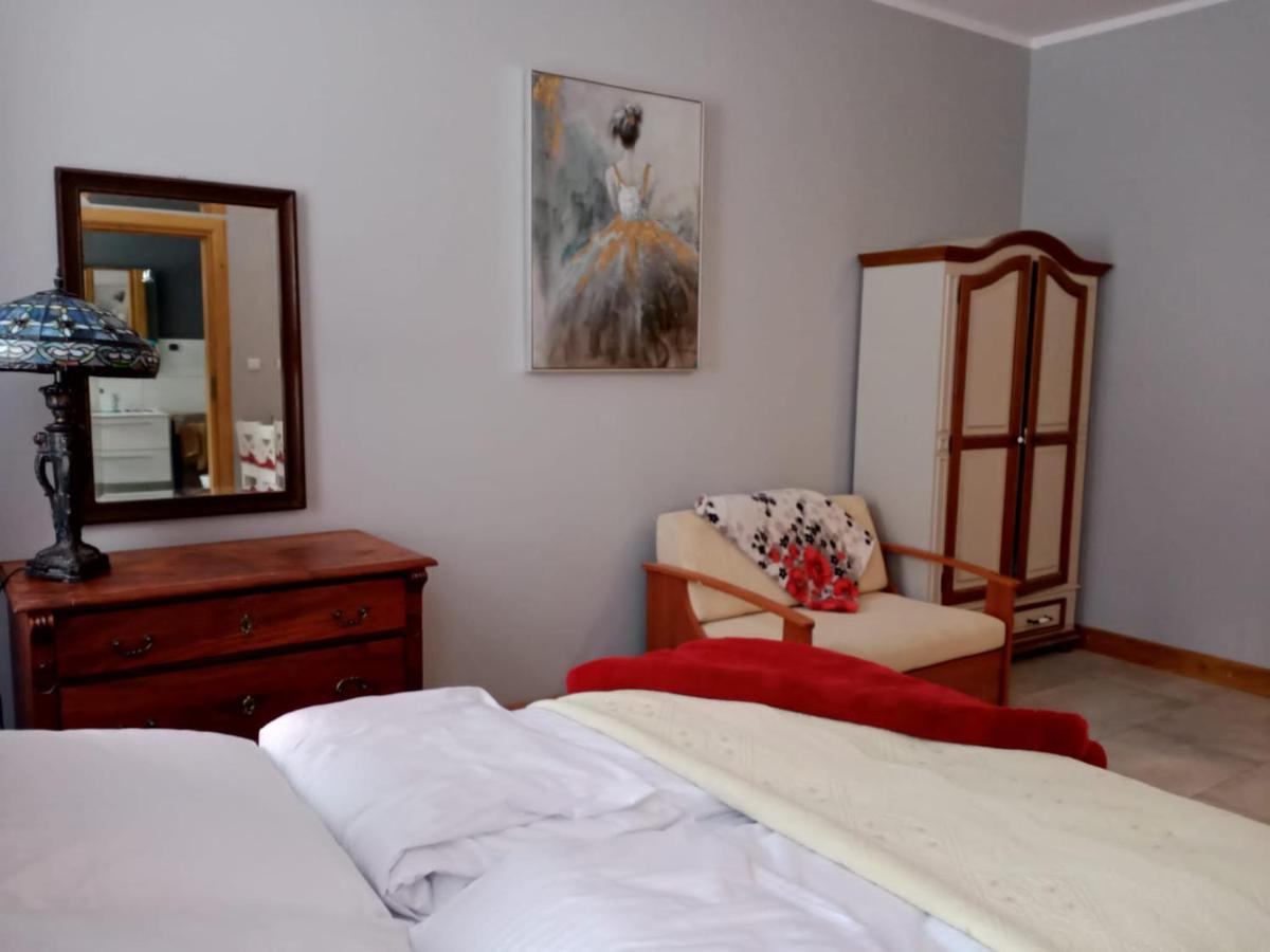 Sunny Bear Bed & Breakfast Jelenia Gora Luaran gambar