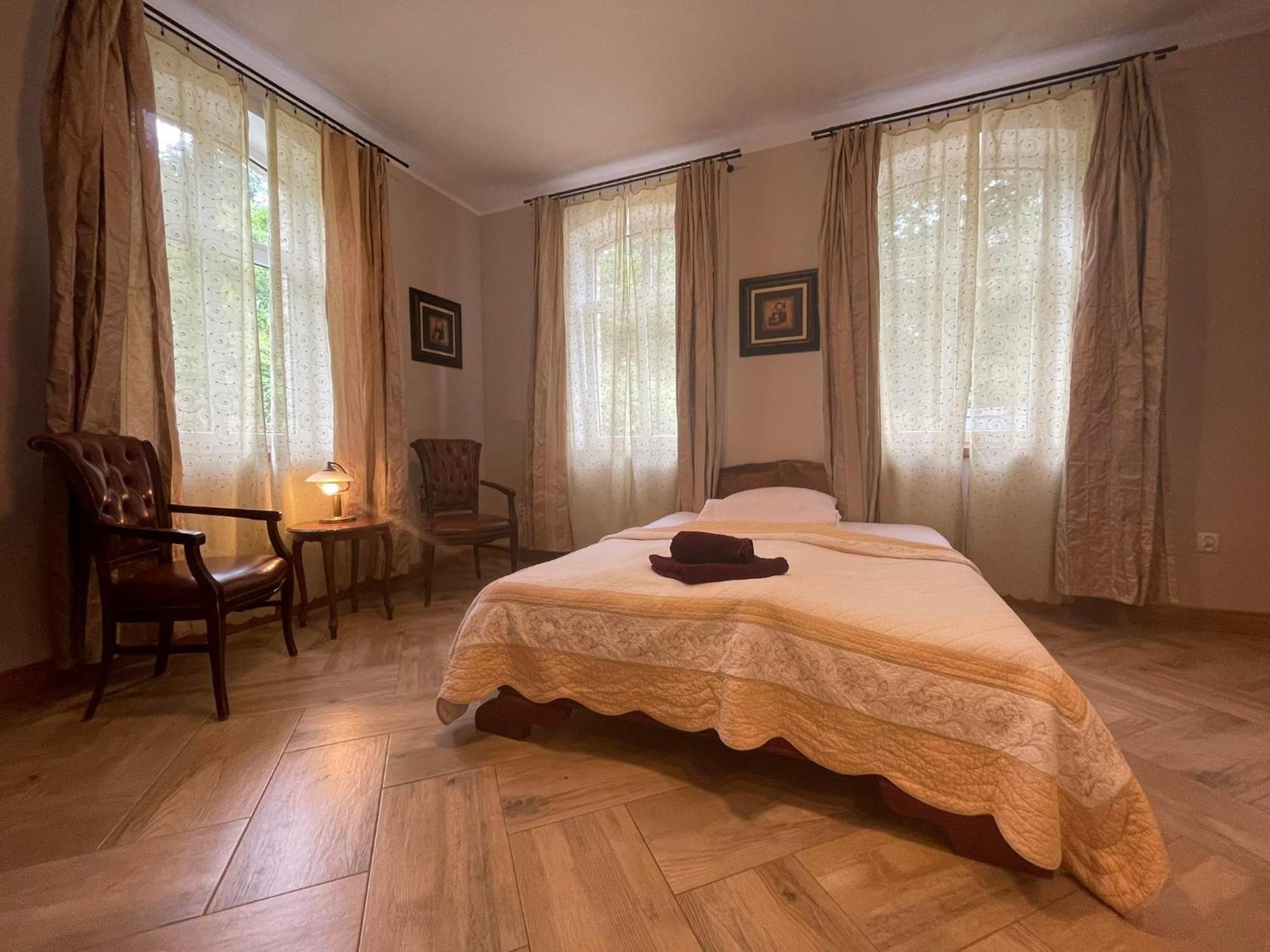 Sunny Bear Bed & Breakfast Jelenia Gora Luaran gambar